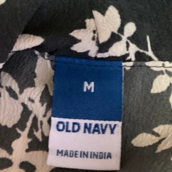 Old Navy Black Ivory Floral Tie Neck V Neck Ruffle Long Sleeve Blouse Top Size M - Picture 6 of 7